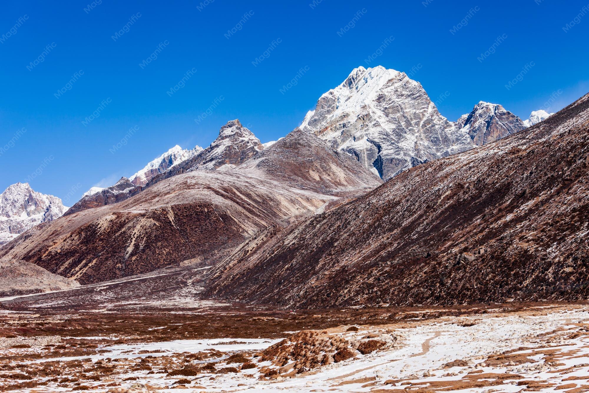 Lobuche Peak and Everest region view